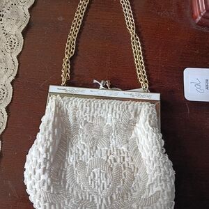 Gold and Cream Floral Chain Necklace